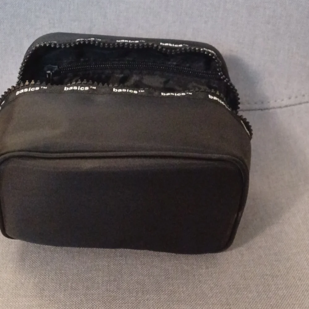 Basics - Picture 4 of 4